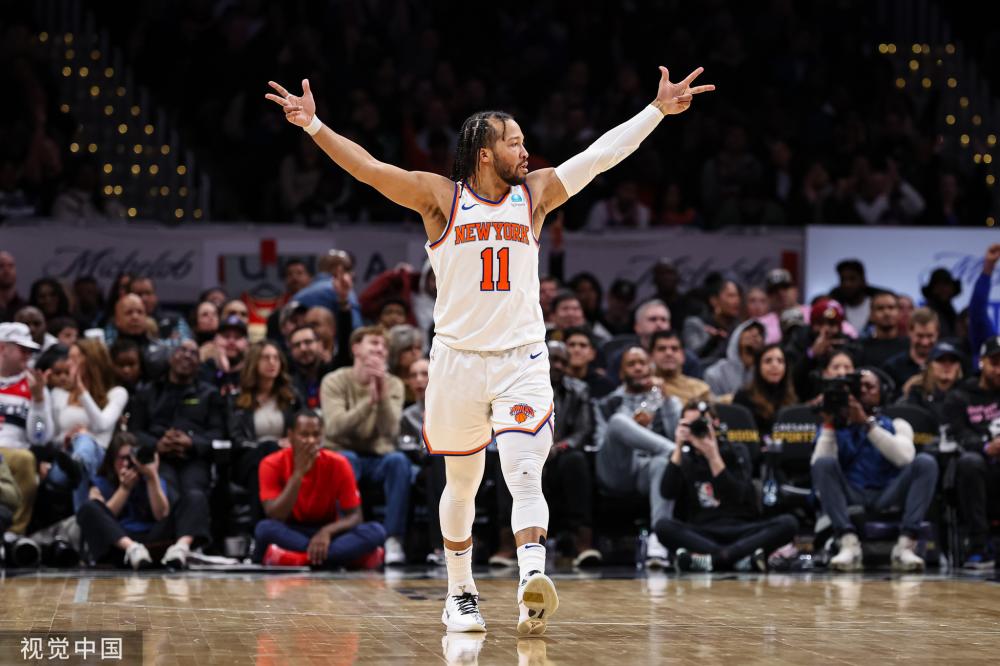 充满力量的 充满力量的