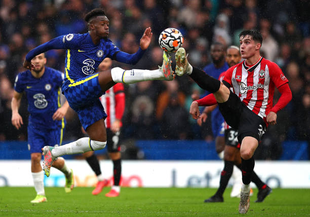 以其出色的 以其出色的